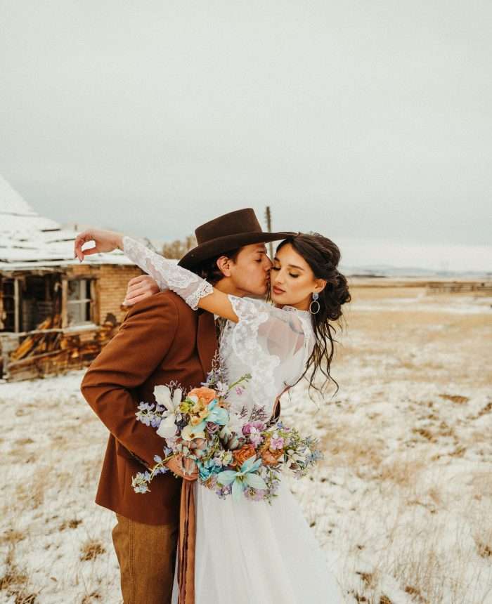 Vibrant and Vintage Montana Styled Shoot
