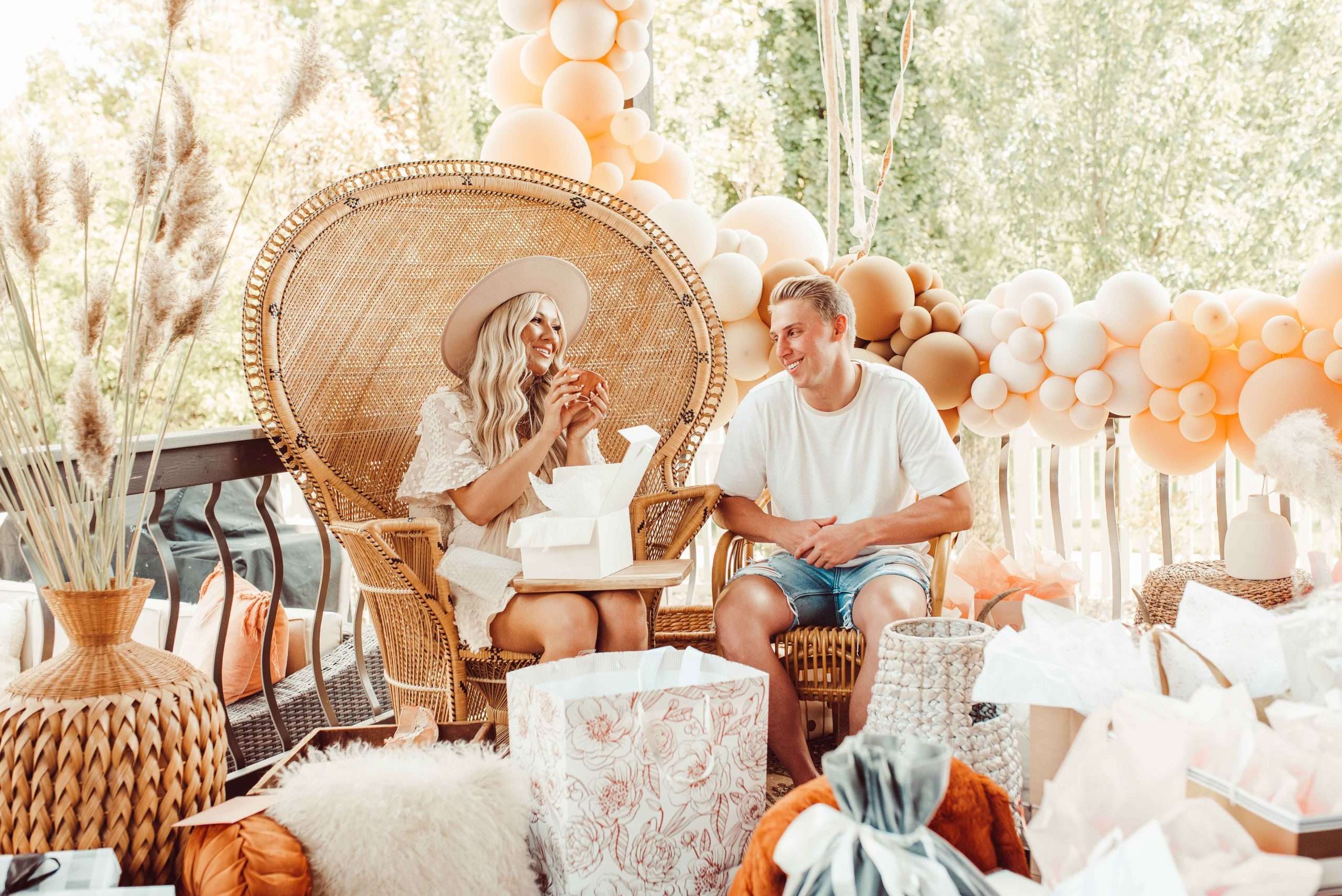 5 Trendy Bridal Shower Themes