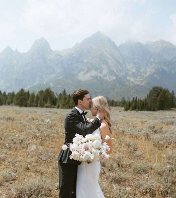 Outdoor Wedding with a Minimalist Aesthetic
