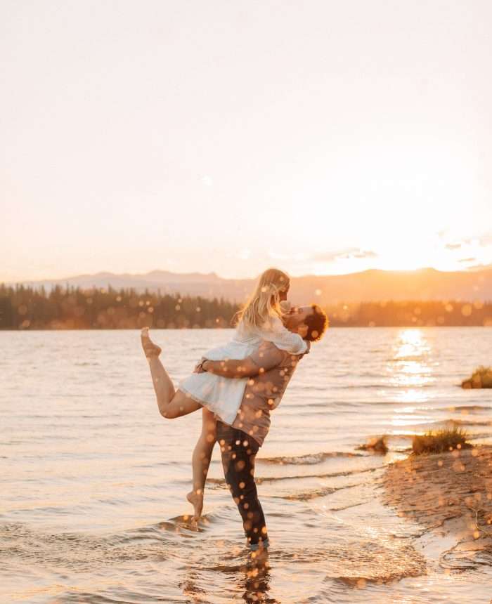 Sweet Summer Lovin’ Engagement Session