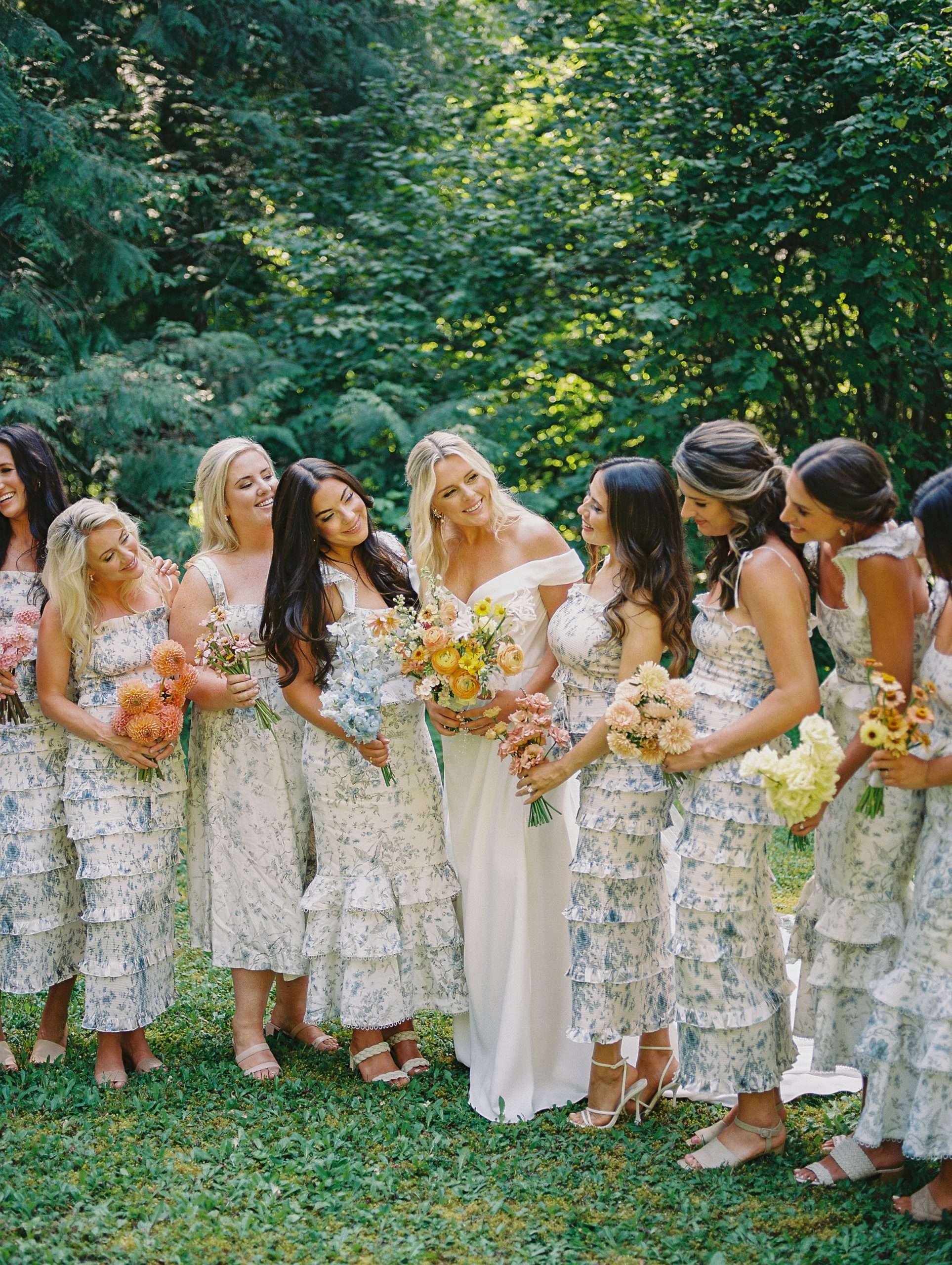dress ideas for wedding party A GUIDE TO CHOOSING YOUR WEDDING PARTY FASHIONS: 9 WEDDING PARTY VIBES TO  INSPIRE YOUR PARTY'S FASHIONS