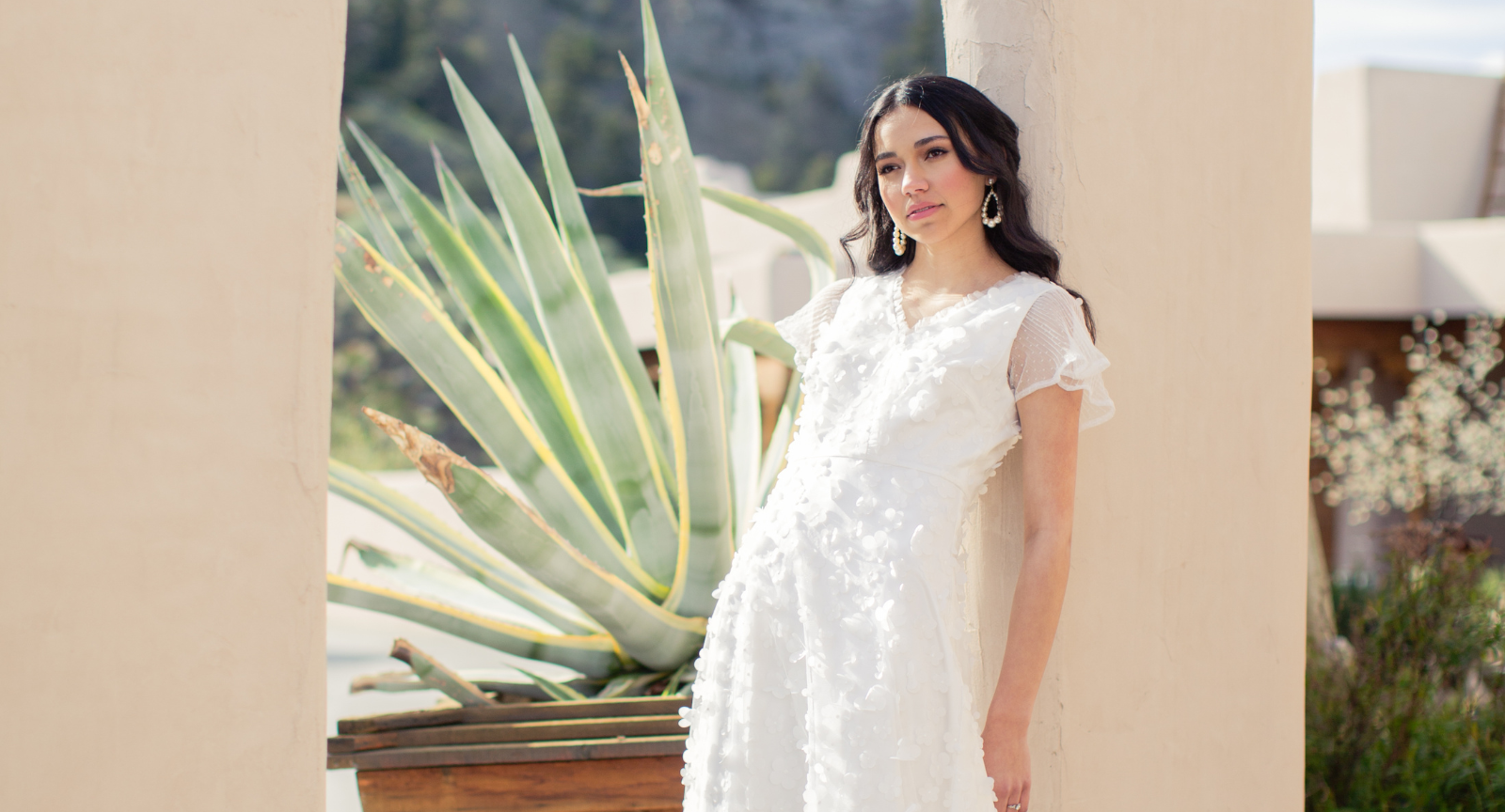 How to Pair Your Wedding Dress With a Reception Dress
