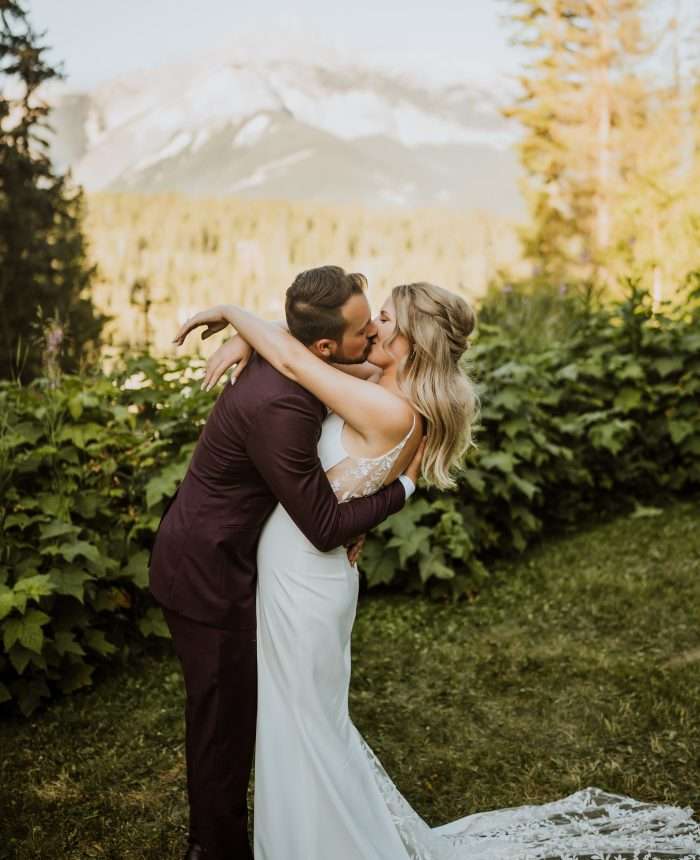 Sweet Golden Wedding with Rustic Flair