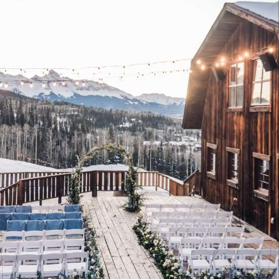 Dreamy Winter Nuptials at a Ski Resort