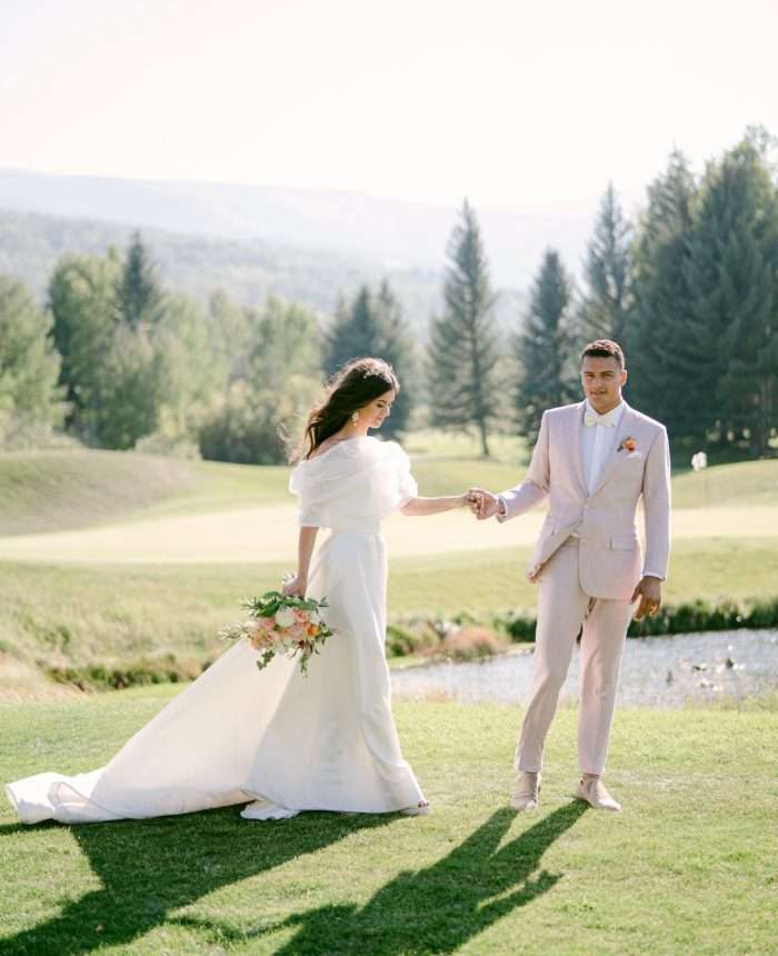 A Classic and Pretty Summer Wedding in Aspen