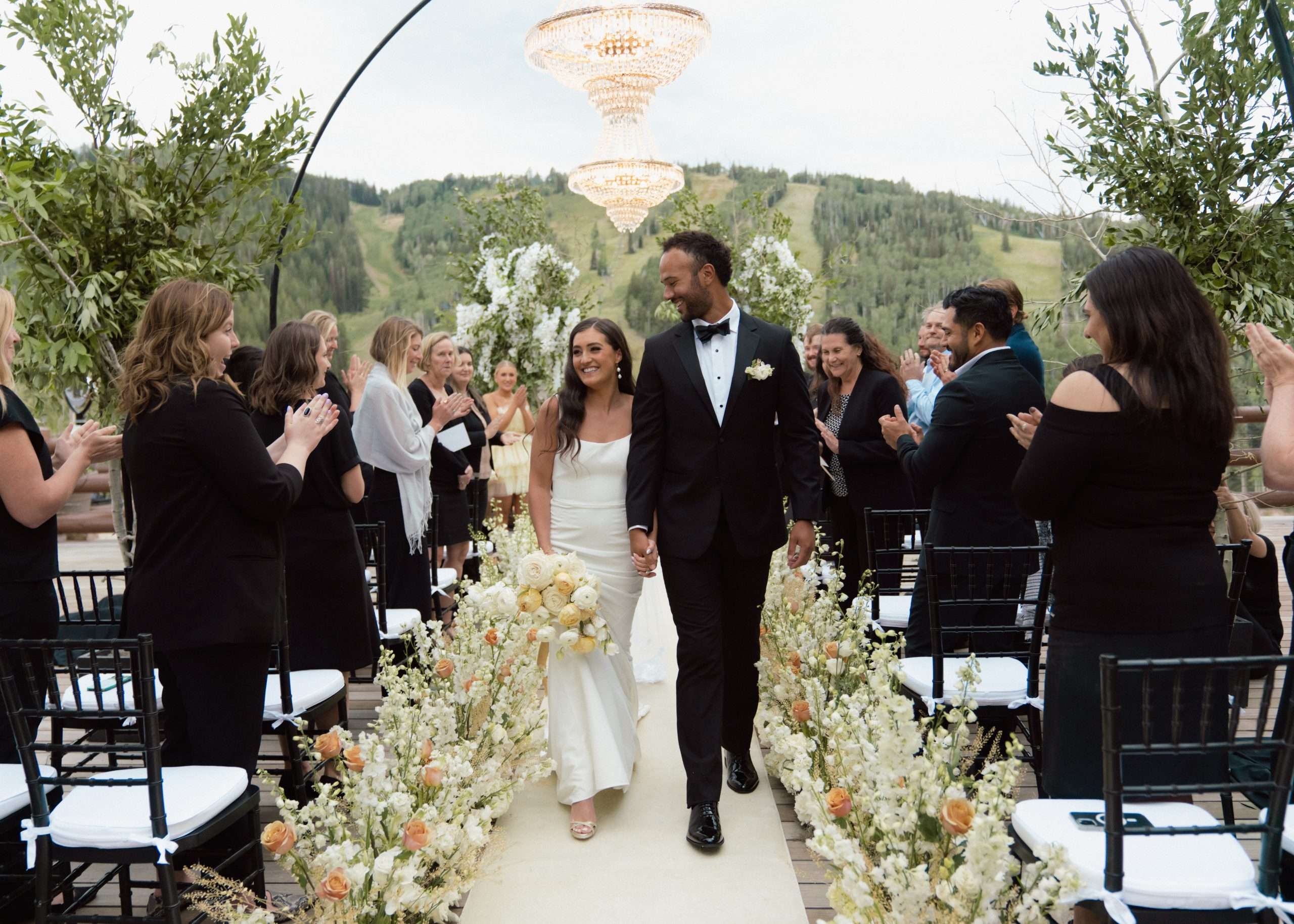 stein eriksen brunch dress code Plan the Ultimate Wedding Weekend at Lodge style:Rustic Manor