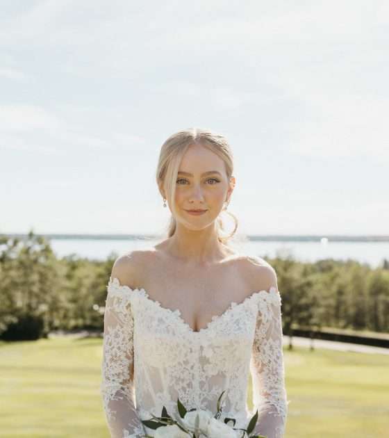 Sophisticated and Romantic I Dos at Hilltop Wedding Center