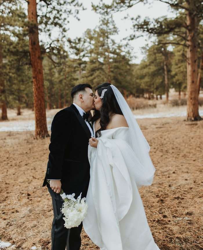 Romantic and Neutral Nuptials in Estes Park