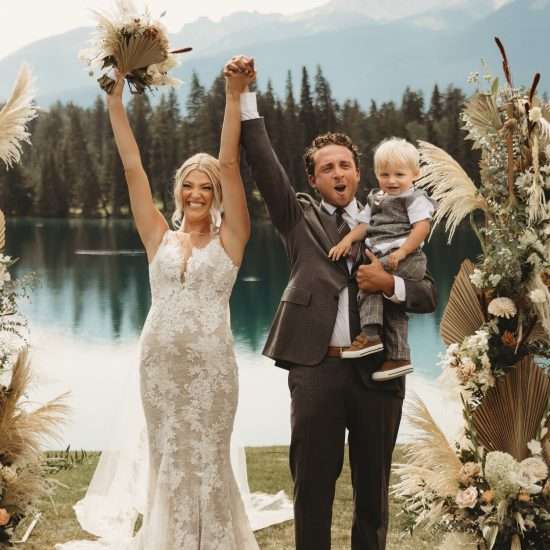 Beige and Chic Mountain-Boho Wedding