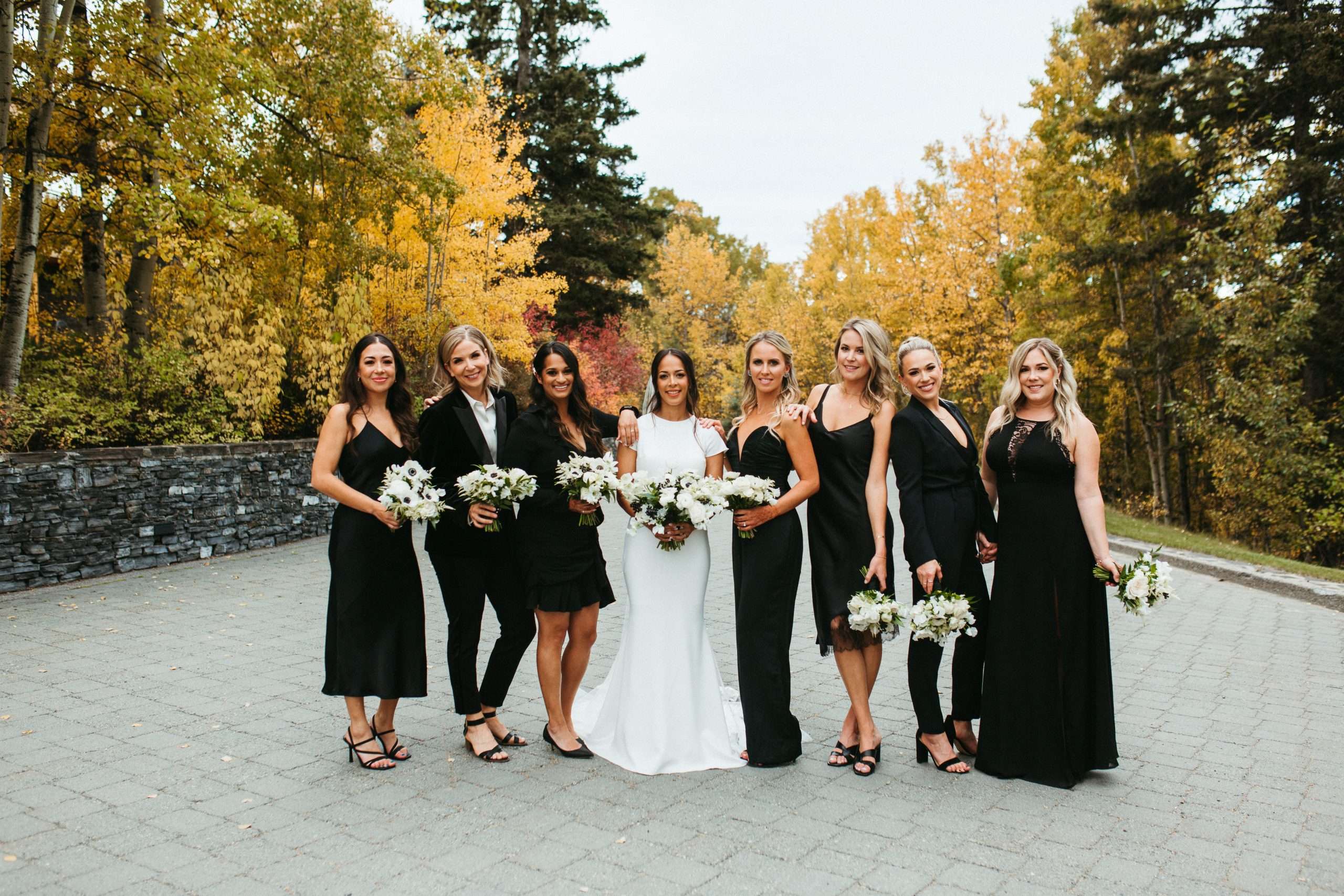 black and white elegance dress code Black & White Wedding Inspo for your Chic Celebration