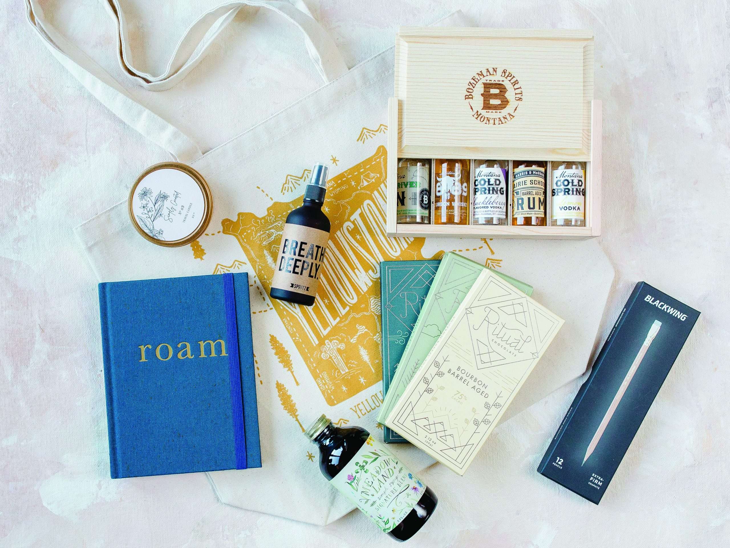 Ways to Let Your Guests Feel Like Locals on Your Wedding Weekend