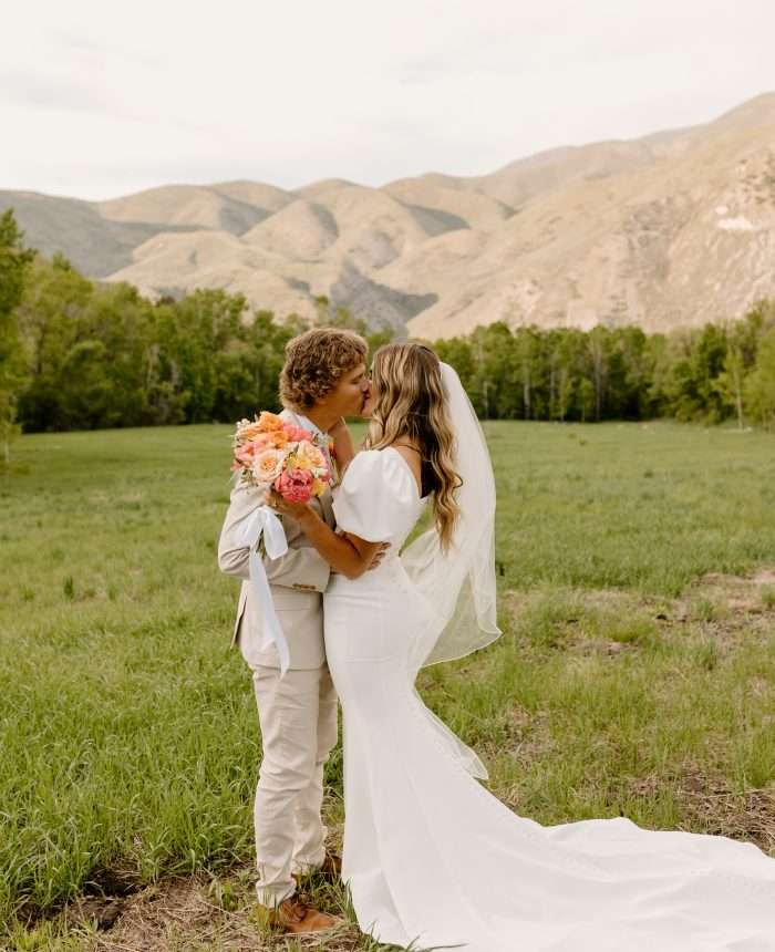 Darling and Bright Bridal Portraits