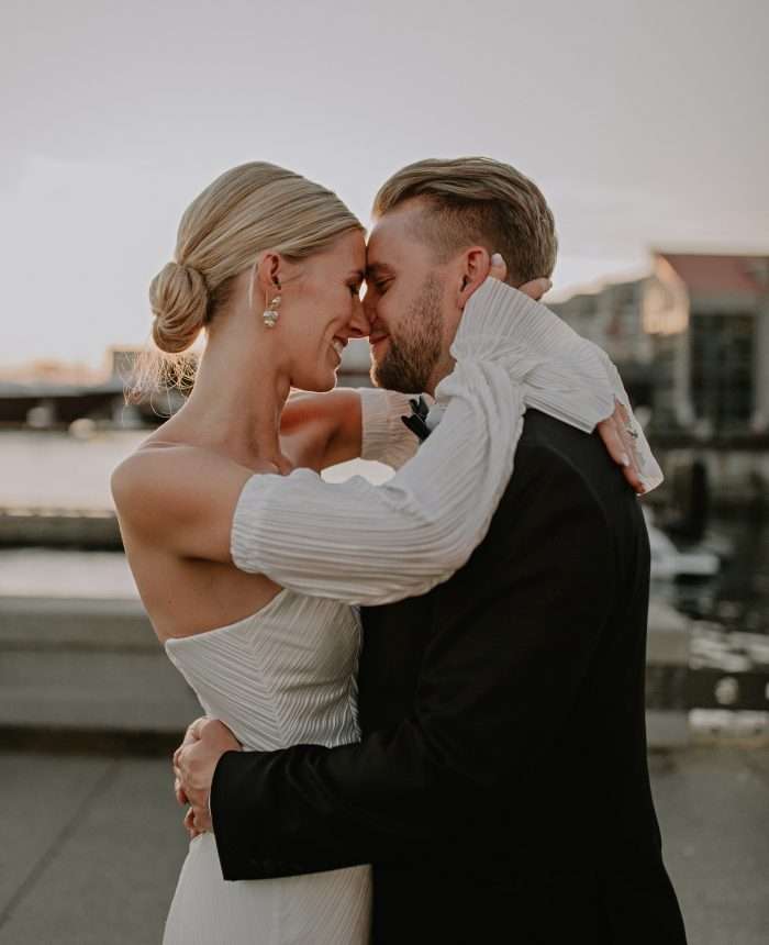 Cityscape Meets Waterfront Nuptials in Vancouver