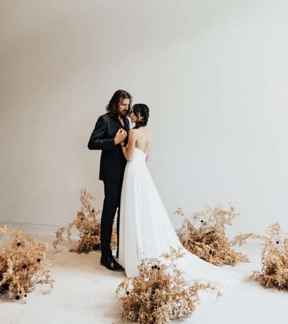 Moody and Dramatic Autumnal Styled Shoot