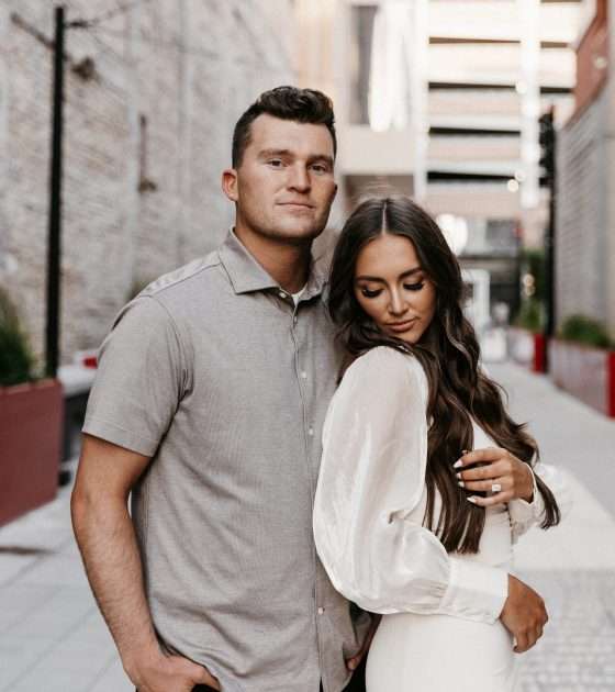 Casually Chic City Engagements in Utah