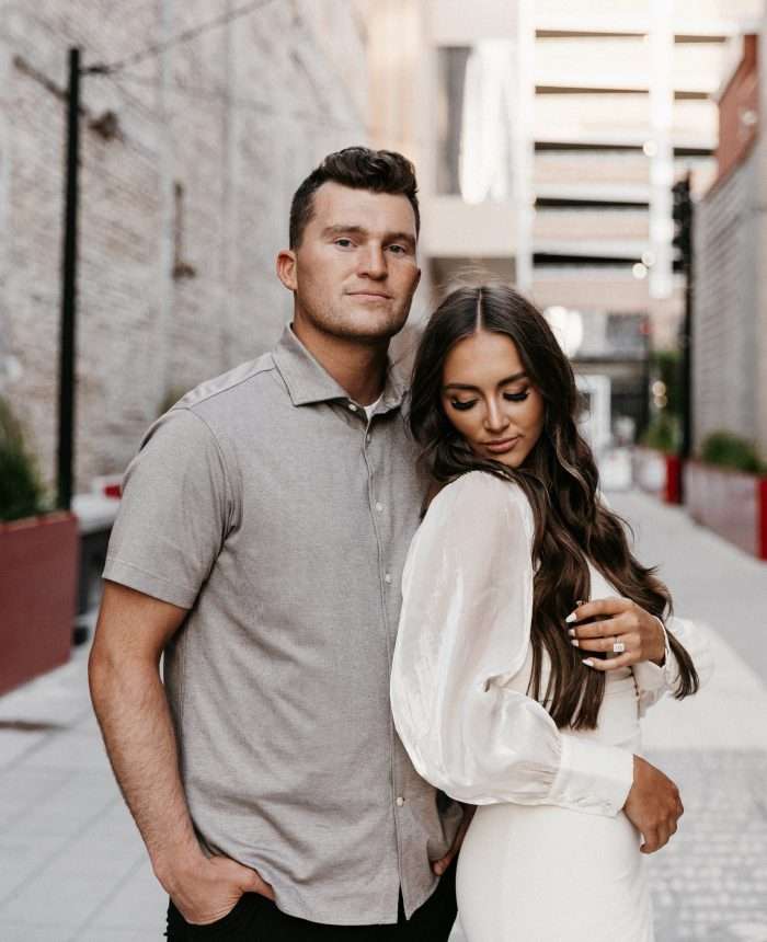 Casually Chic City Engagements in Utah