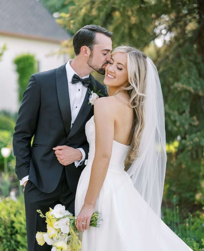 Bright and Elegant Spring Wedding