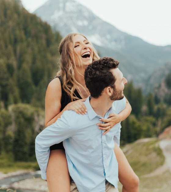 Radiant Warm-Weather Engagement Photos