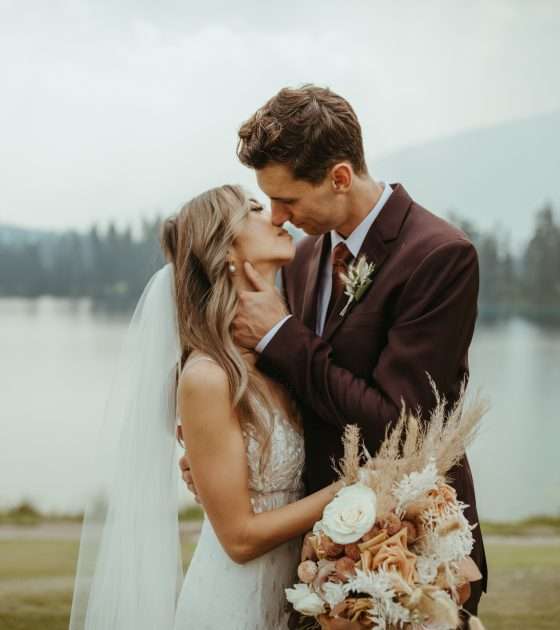 Earthy and Intimate Wedding in Jasper