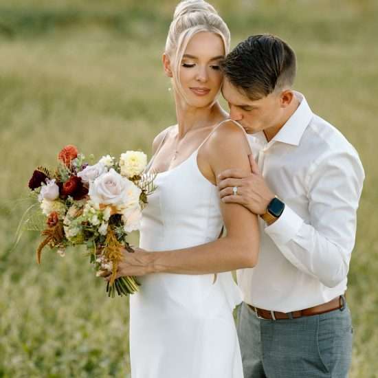 Minimalist Summer Wedding at the Lake