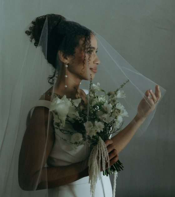 Styled Shoot with a Sleek Wedding Aesthetic