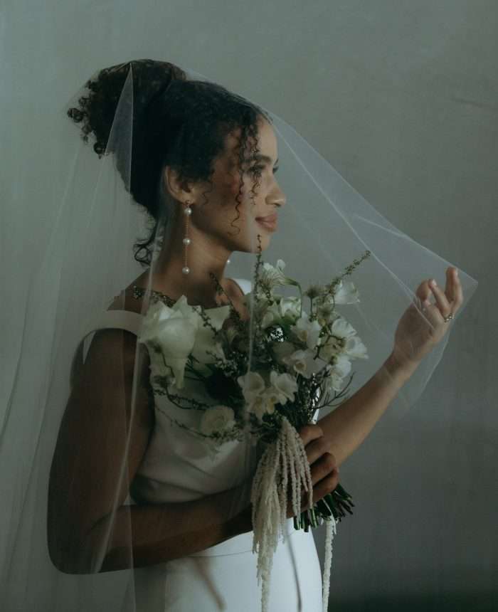 Styled Shoot with a Sleek Wedding Aesthetic