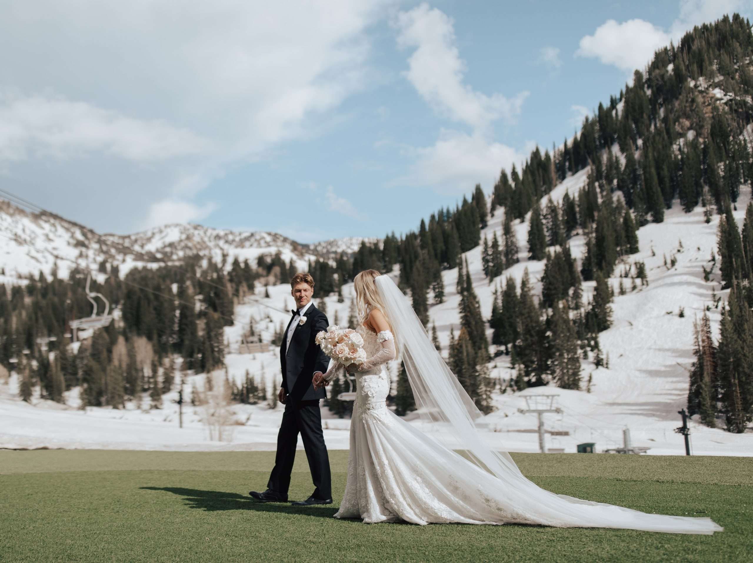 Say “Yes” to your Dream Utah Wedding at Snowpine Lodge