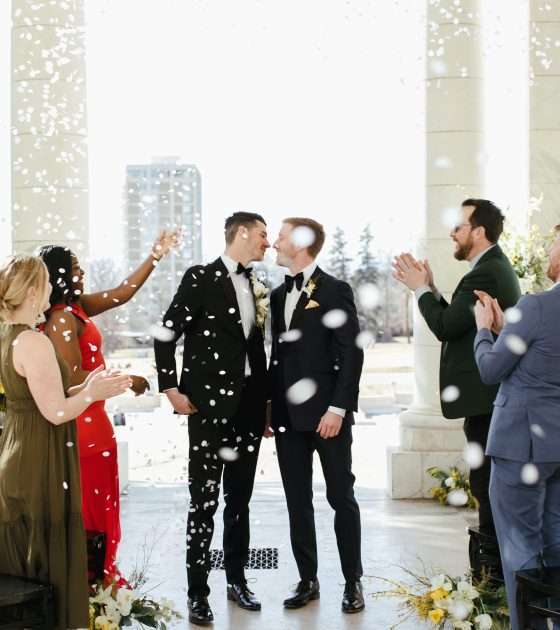 Lovely City Wedding Inspo with Lemon Chiffon Colored Flowers