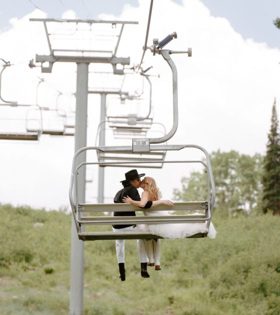Adorable Summer Engagement Photos in Utah