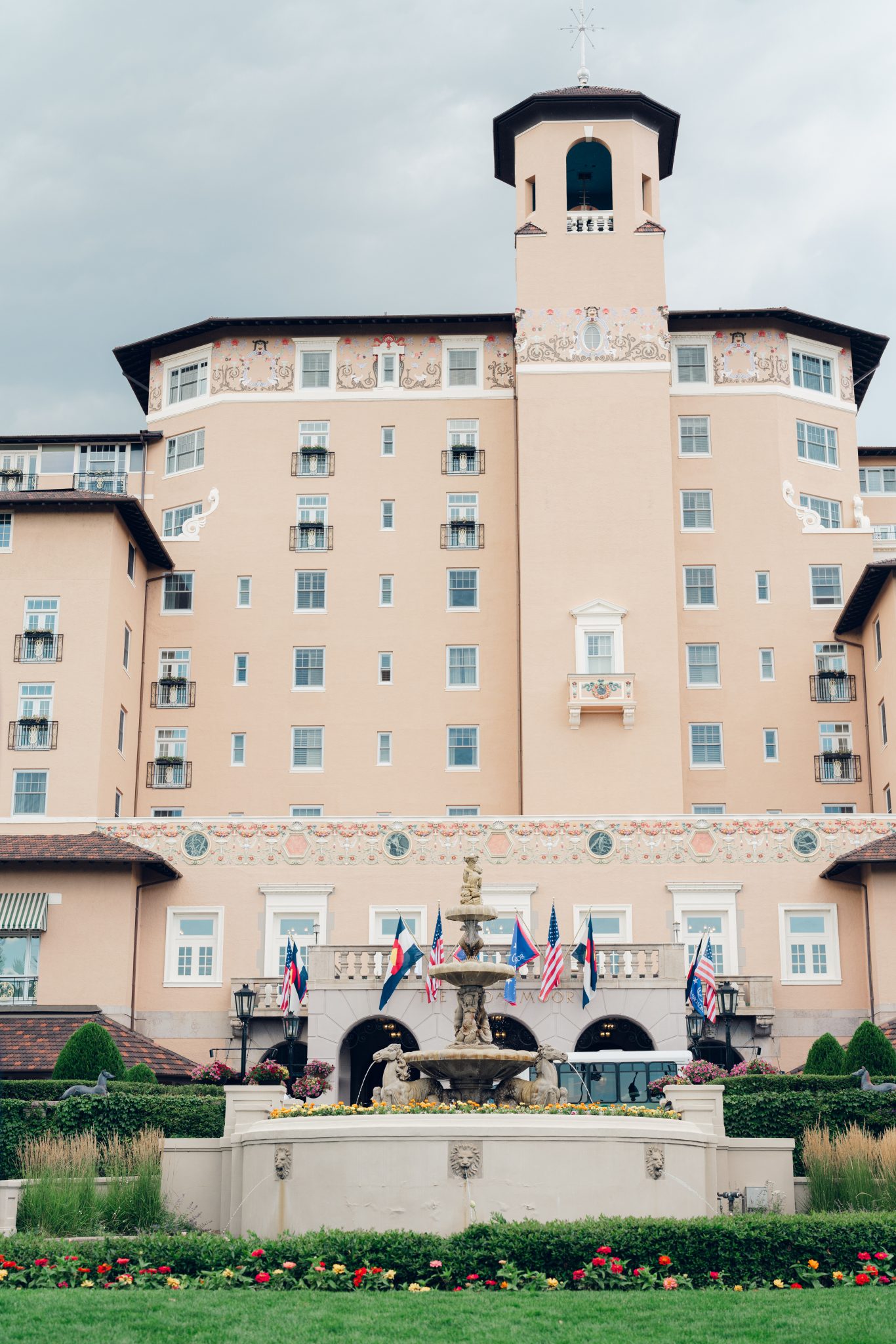 Colorado Springs Summer Wedding at The Broadmoor