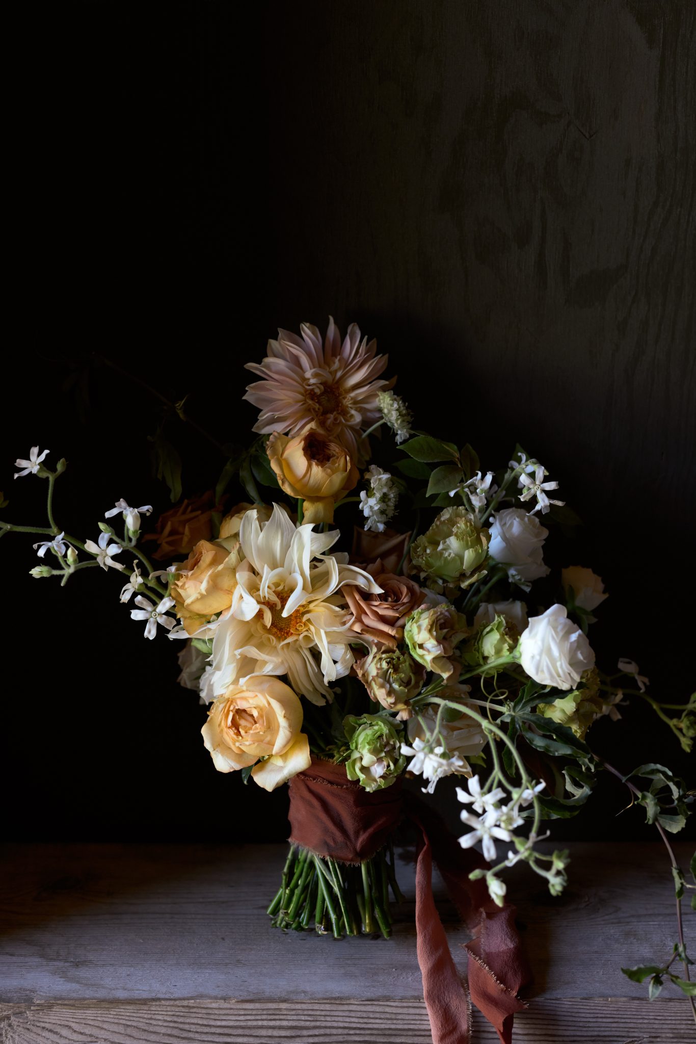 Elegant bouquet with warm tones for a Montana summer wedding