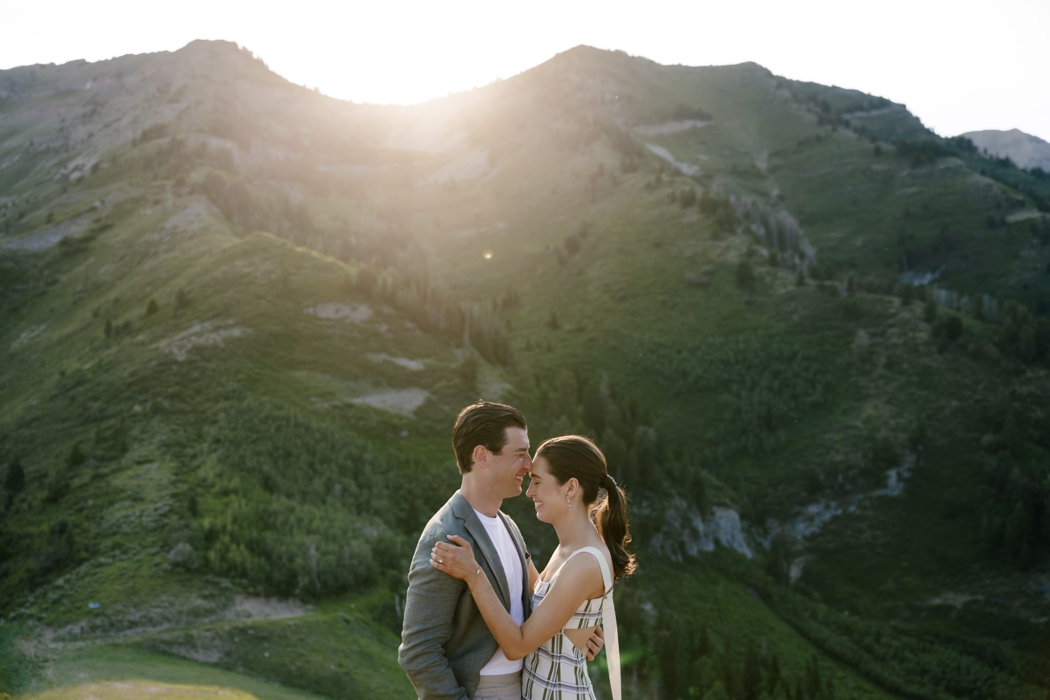 9 Chic & Stylish Rehearsal Dinner Looks in the Rockies