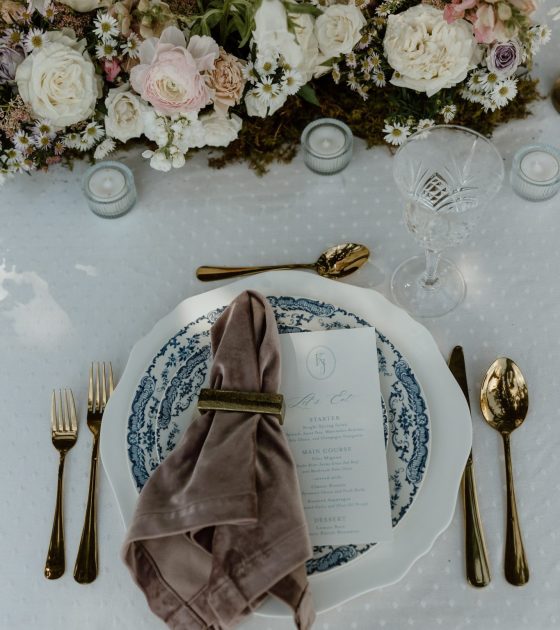 Soft and Romantic Boise Styled Shoot