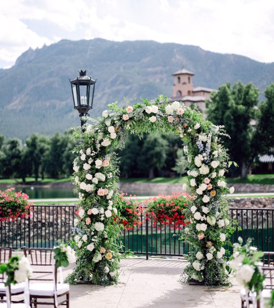 A Classic and Charming Wedding at The Broadmoor