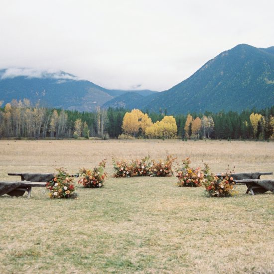 Autumn Montana Elegance: ‘Old World Romance’ Wedding Inspiration