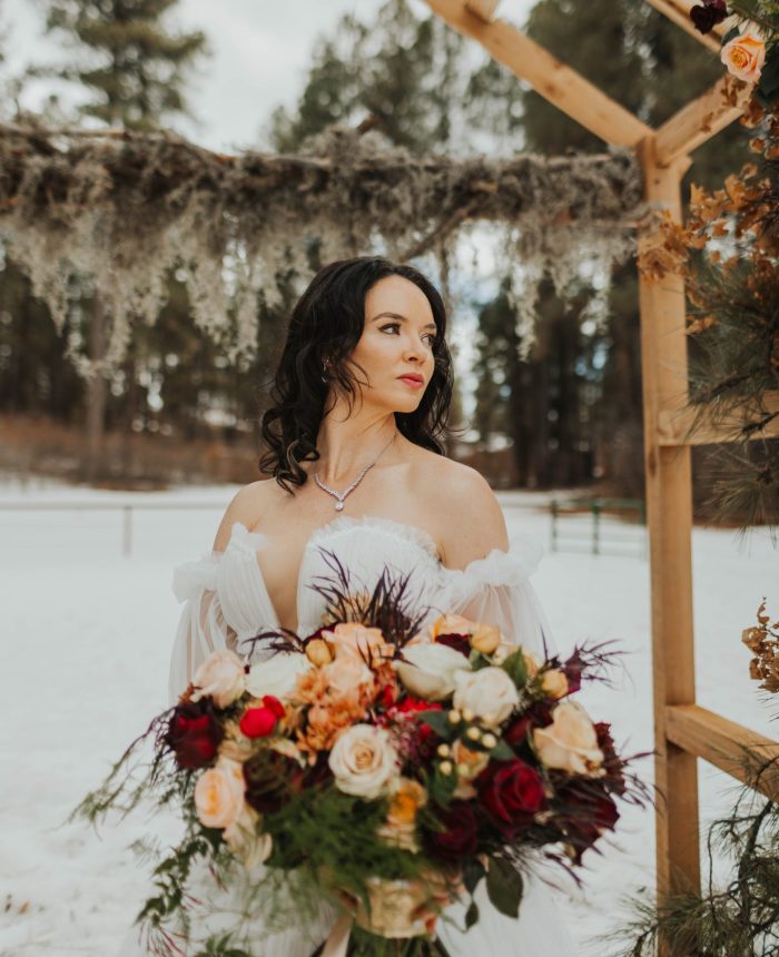 Wintry Wedding Inspo Filled with Rustic and Frosty Elegance