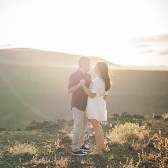 Pretty Idaho Engagements With Mountain and Lakeside Serenity