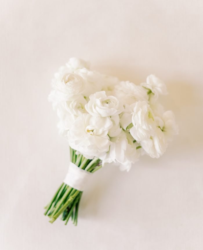 Sleek and Cultural Touches at a Colorado Golf Course Wedding