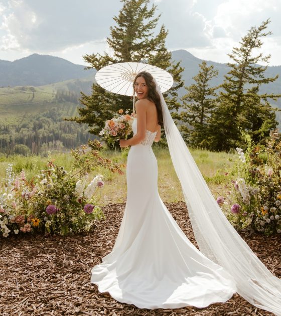 Romantic Outdoor Wedding in Park City with Timeless Elegance