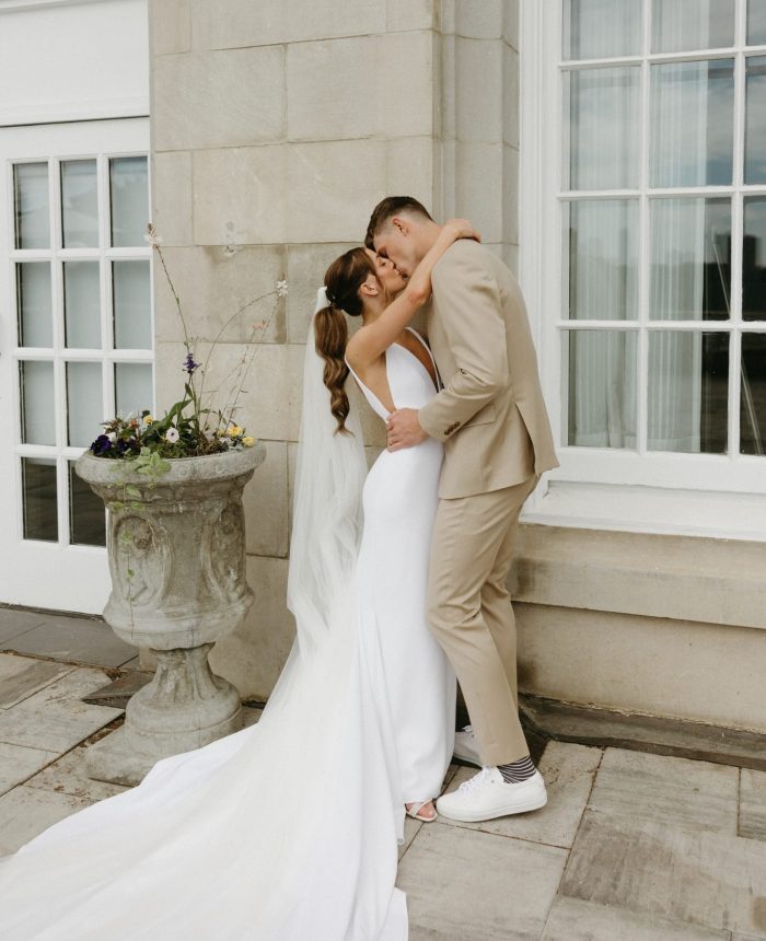 Minimalist Black and White Nuptials at Glasshouse Kitchen|Bar