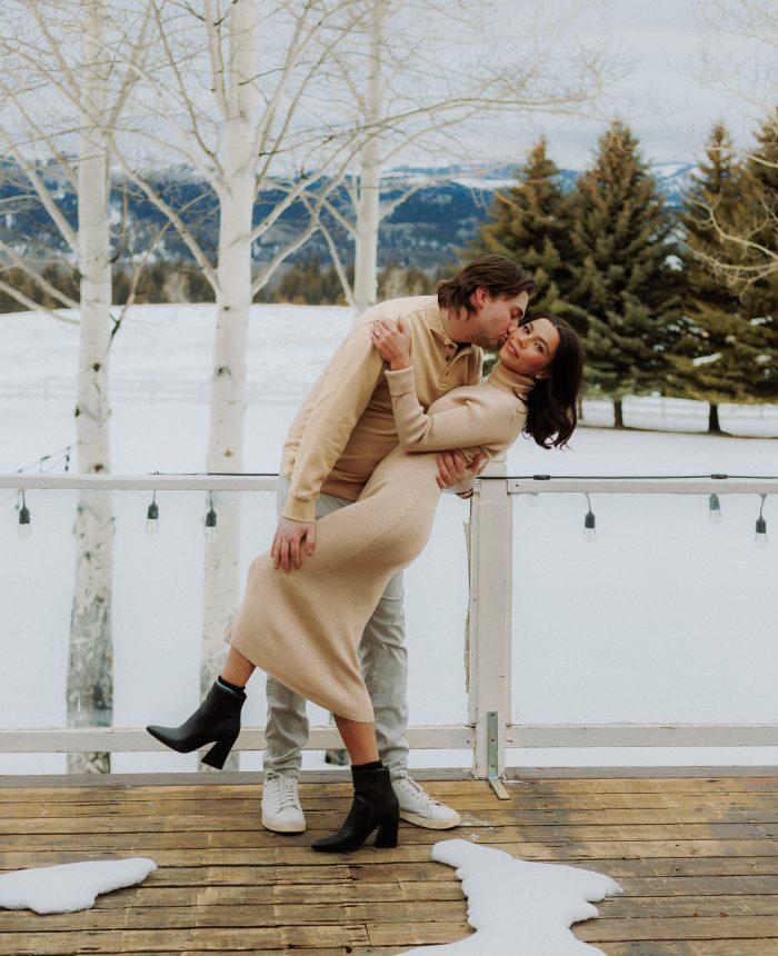 Jackson Winter Charm Engagement Session