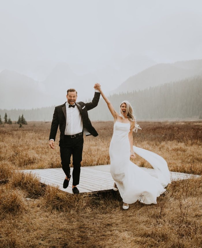 Scenic Alberta Elopement with Stunning Lake and Mountain Views