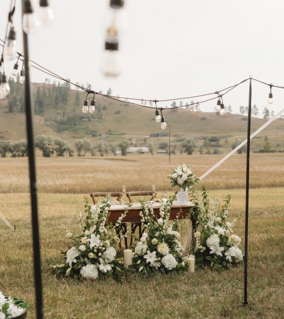 Pretty and Charming Tented Montana I Dos