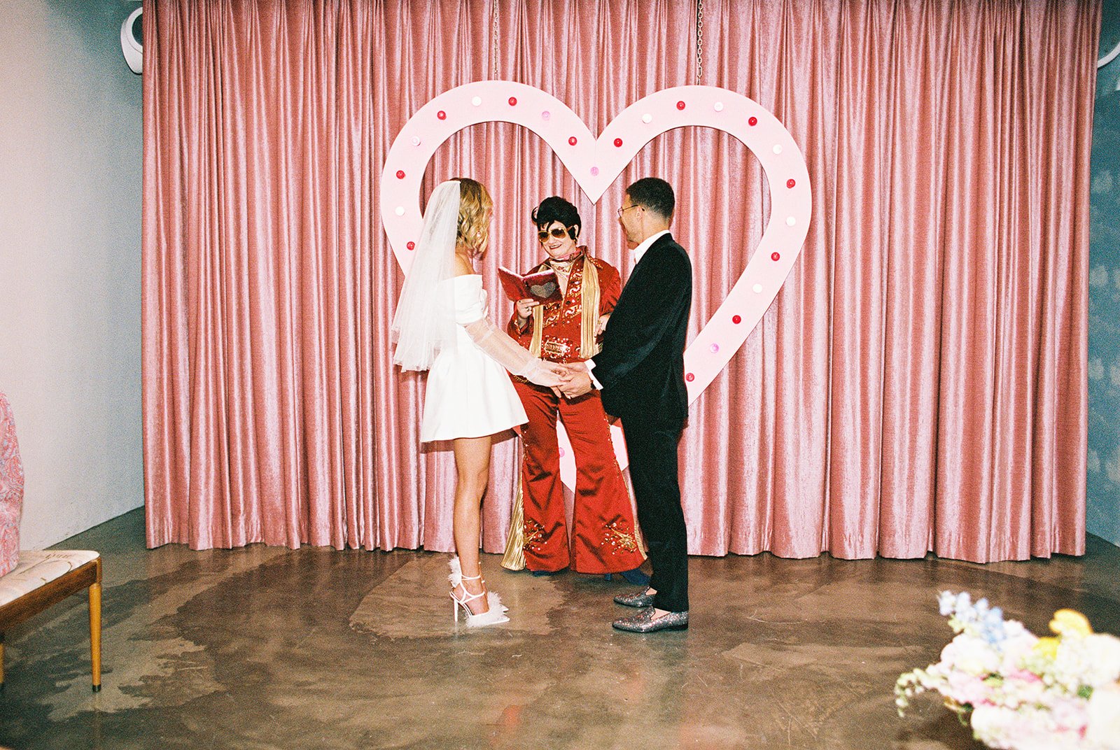 10 Iconic Las Vegas Wedding Chapels