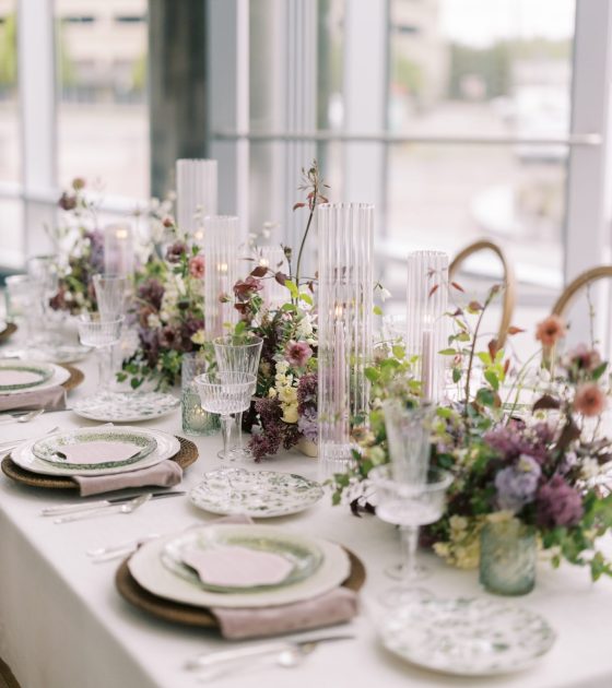 Enchanting and Posh Colorado Styled Shoot