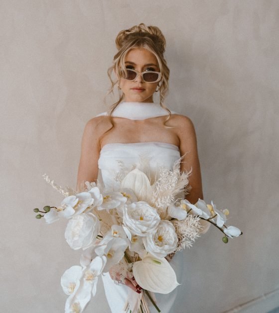 Sleek and Elegant Chapel Editorial in Vegas