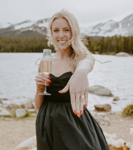 A Picturesque Lakeside Proposal in Colorado