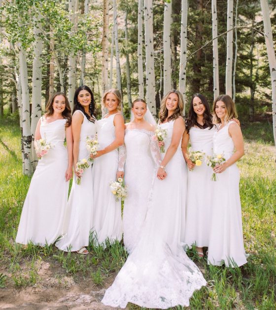 A Dreamy Summer Wedding at Harmels on the Taylor