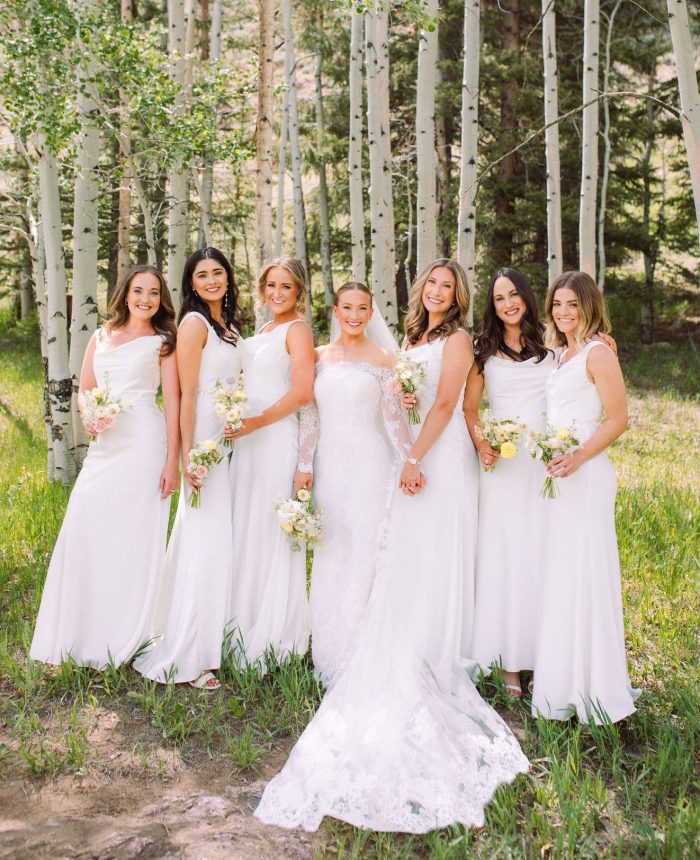 A Dreamy Summer Wedding at Harmels on the Taylor
