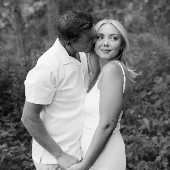 Alberta Lakeside Engagements with a Chic and Effortless Vibe